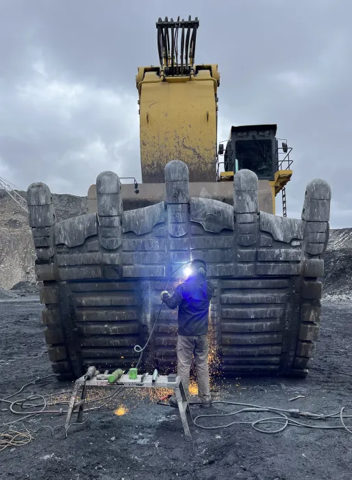 Welding excavator bucket